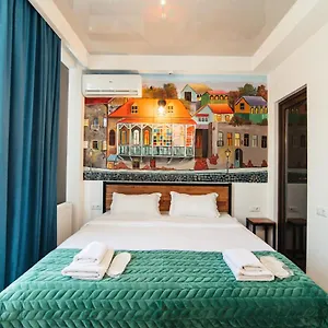 hotel-boutique-george.alltbilisihotels.com/